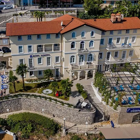 Domino Hotel 4*