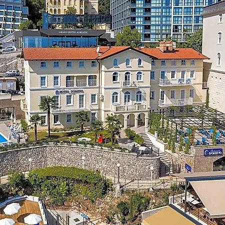 Domino Hotel 4*