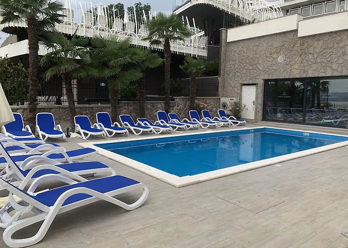 Hotel Domino