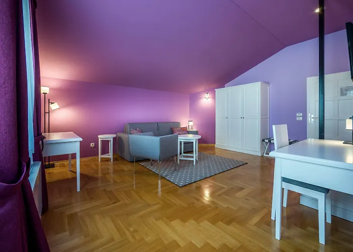 Domino Hotel 4*