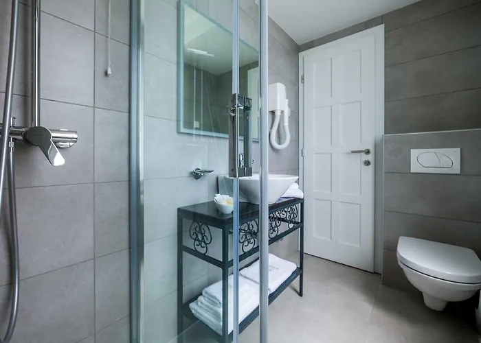 Domino Hotel 4*