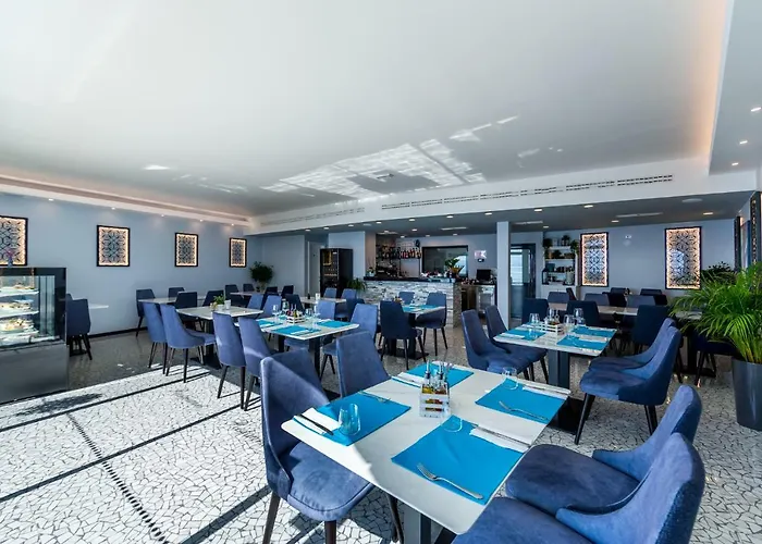Hotel Domino
