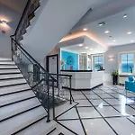 Hotel Domino