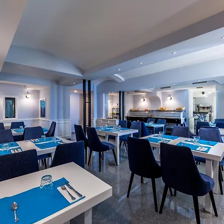 Domino 酒店 奥帕提亚