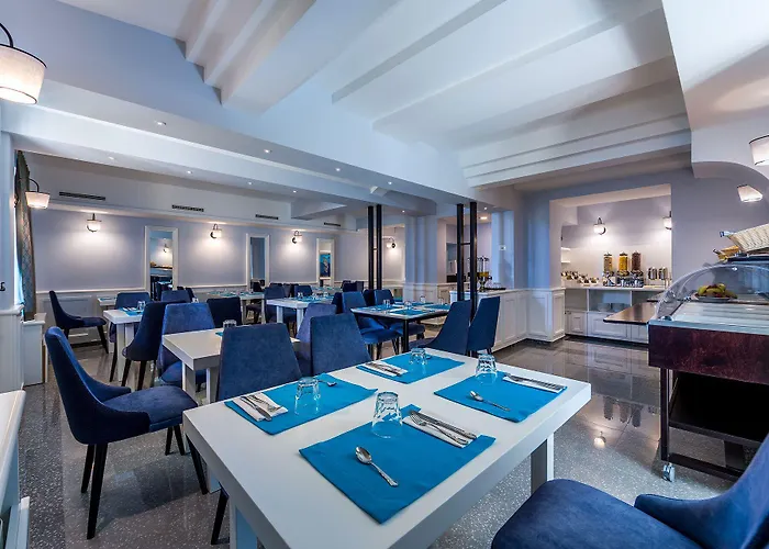 Domino 4* 奥帕提亚