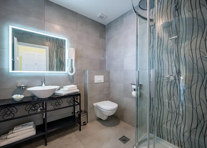 酒店 Domino 奥帕提亚