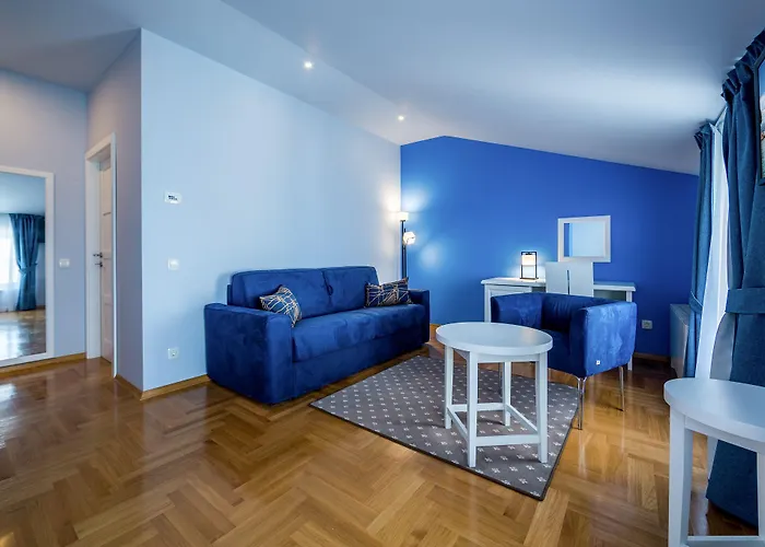 酒店 Domino 奥帕提亚